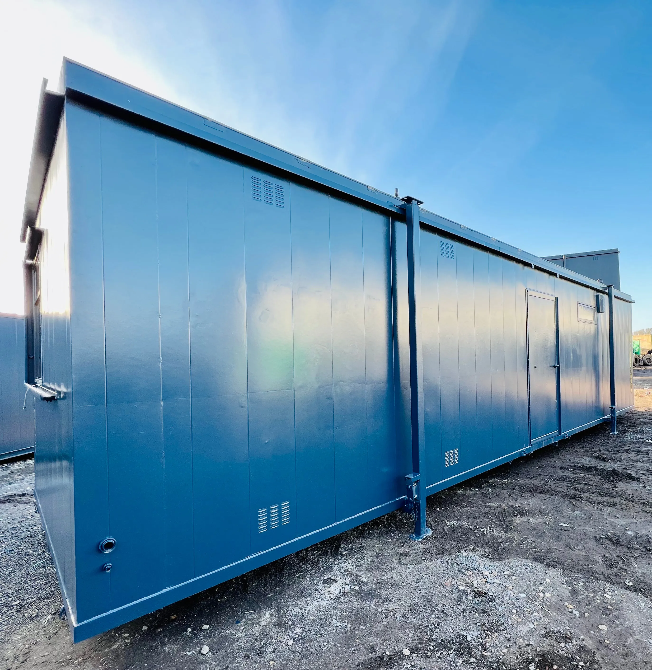 32 Ft Canteen / Office Cabin & 2 1 Toilet Block |50/50 Split | Reduced | No 759