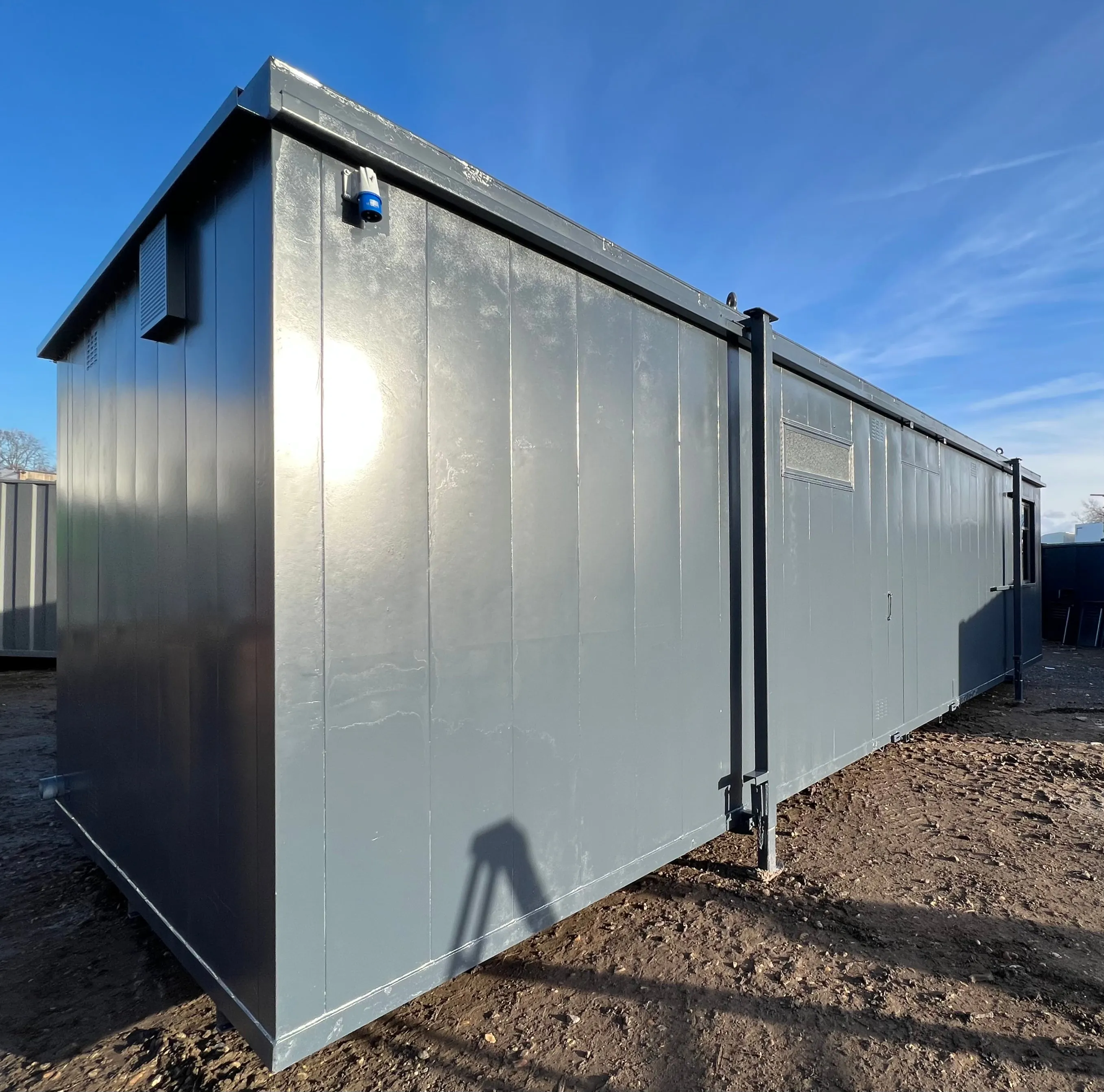 32 Ft Canteen / Office Cabin & 2 1 Toilet Block |50/50 Split | Reduced | No 759