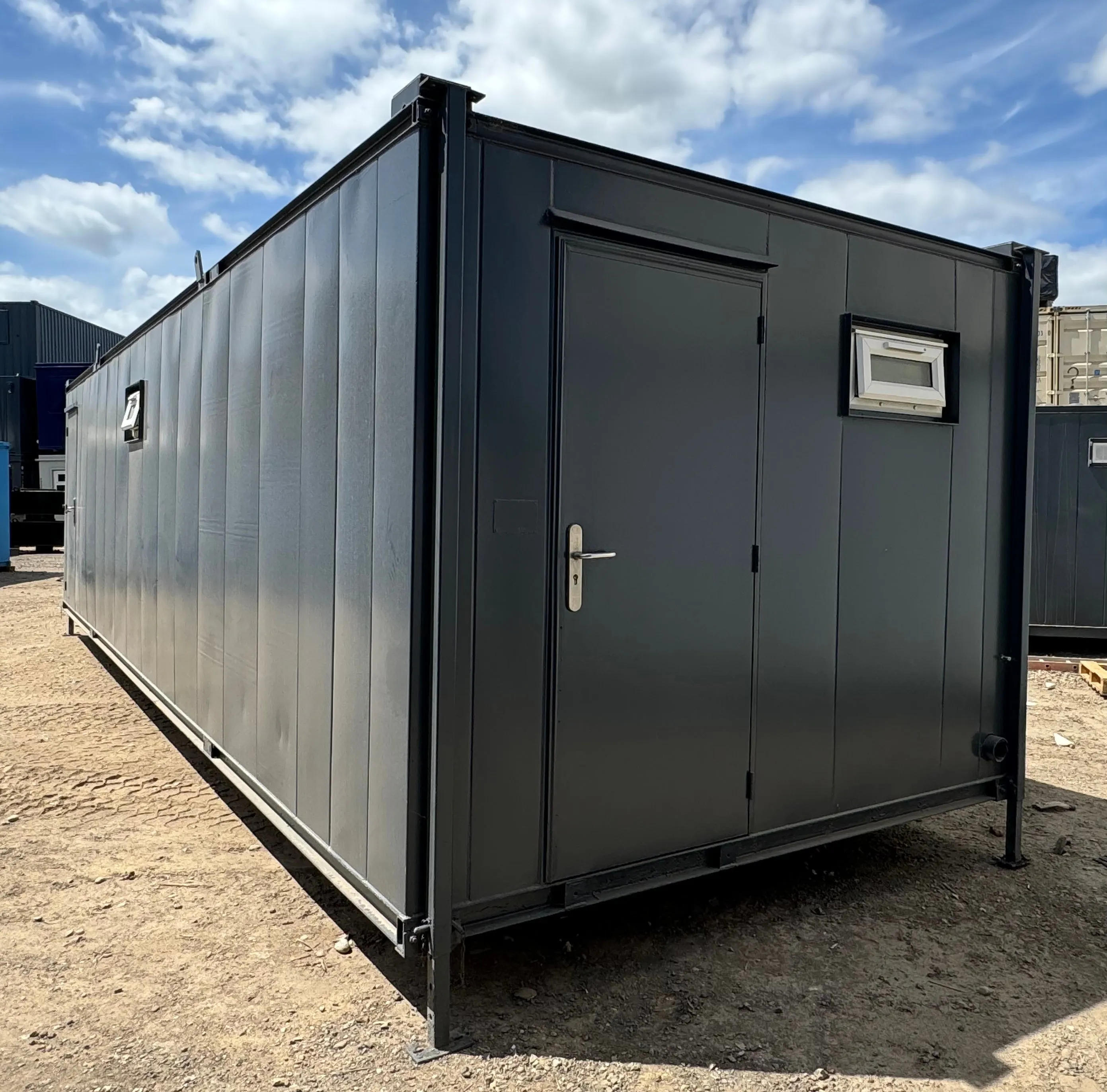 32 x 10 ft | 6 1 Toilet Block | Anti-Vandal | Portable Toilet Block No 1070