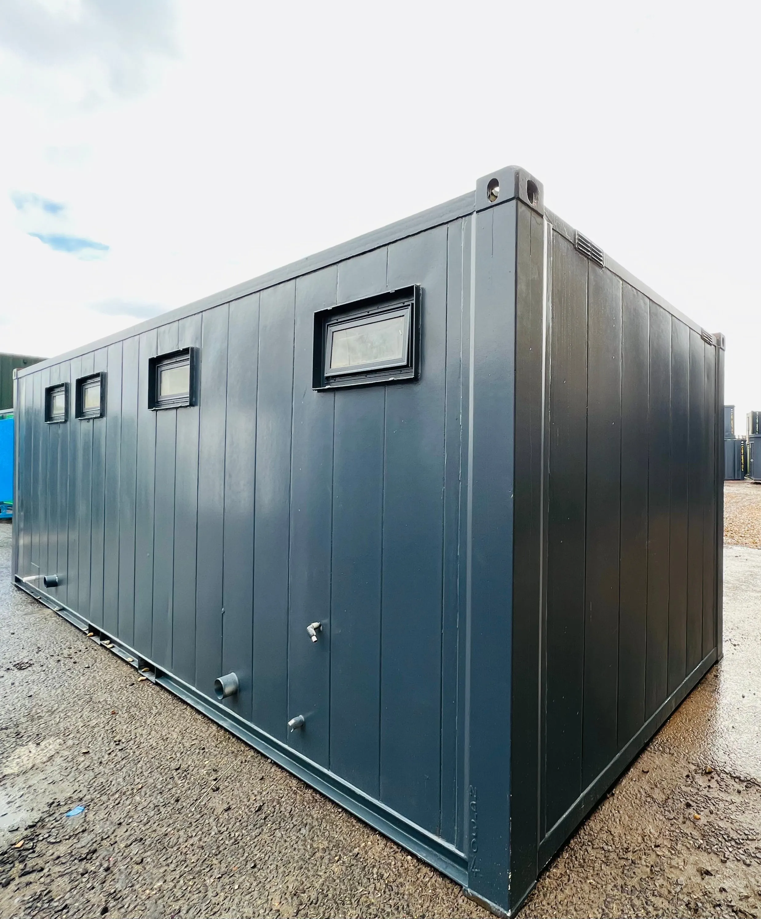 Toilet Block   Shower 24 x 9 Ft | 4   1 Toilet | Separate Shower Room | Portable Building | No 882